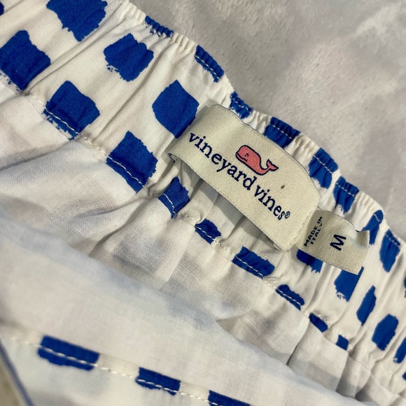 Vineyard Vines Skirt- EUC - size M - Picture 2 of 5